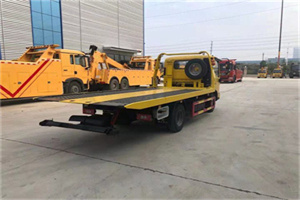 镇远非事故拖车